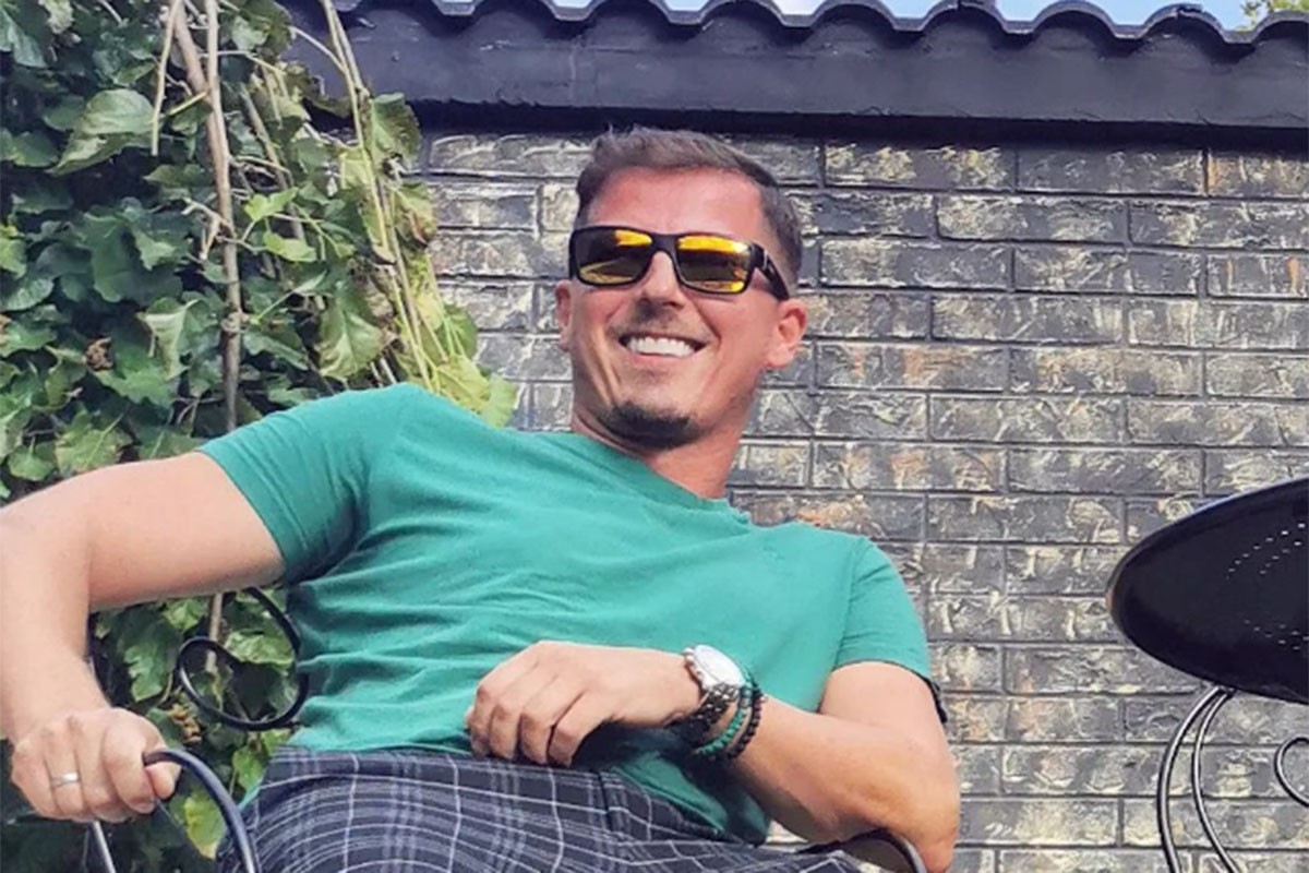 Dinča nasmijan stigao u porodilište po sina i nahvalio suprugu