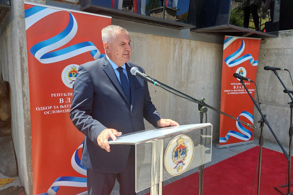 Višković: Srbi širom bivše Jugoslavije ubijani kao u Starom Brodu