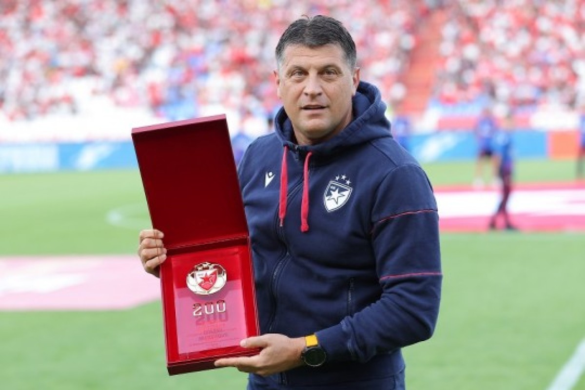 Milojeviću uručeno priznanje za 200. utakmicu