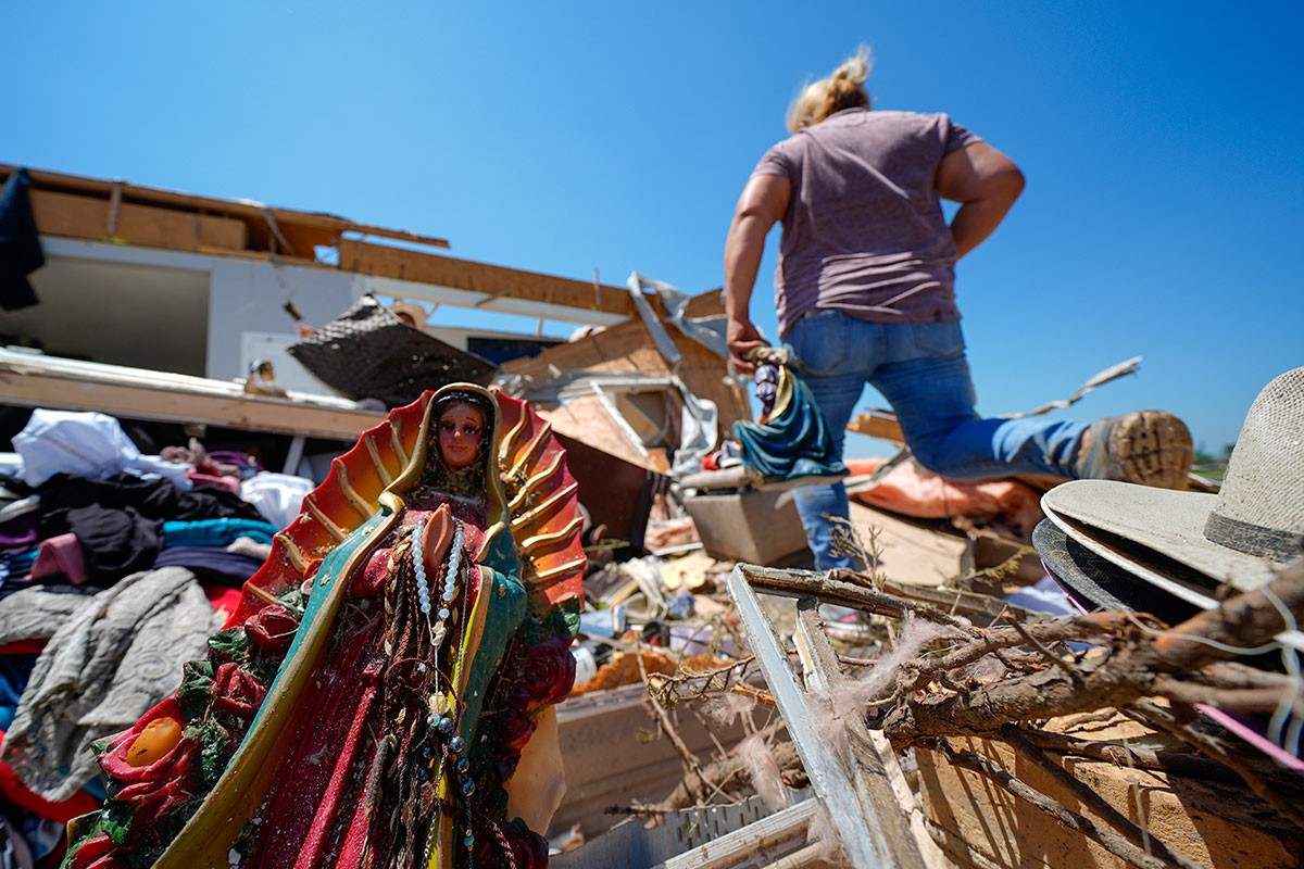 Najmanje 11 poginulih u udaru tornada