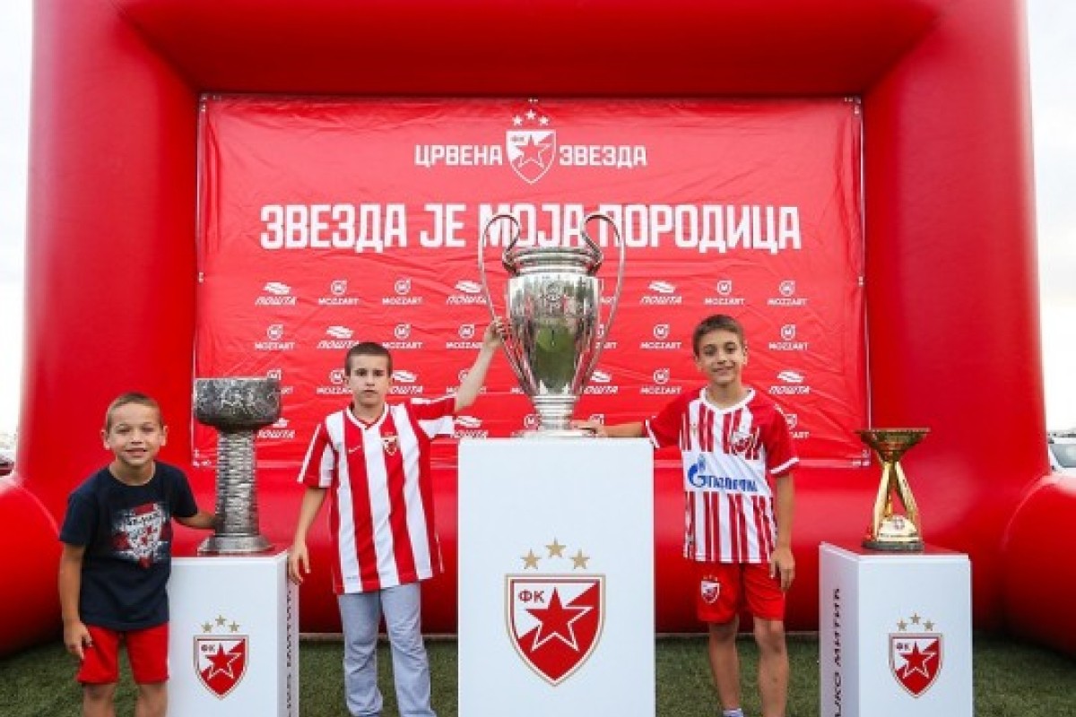 Zvezdin karavan u Baru obilježio godišnjicu Barija