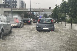 Banjalučke ulice pod vodom: Pogledajte posljedice nevremena (FOTO / ...