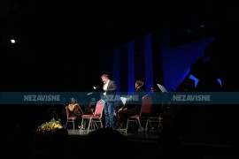 Teatar fest "Petar Kočić" otvoren koncertom i besjedom Nebojše ...