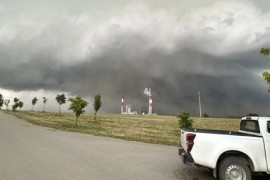Jako nevrijeme pogodilo dijelove Srbije: Orkanski vjetar obarao stabla ...