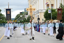 Spasovdanska litija u Banjaluci, učestvovali Stanivuković i Dodik ...
