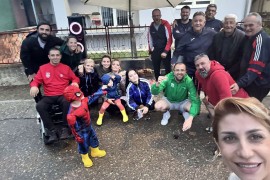 Komšije za primjer: Složni u veselju, humani u nevolji (FOTO)