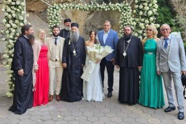 Dodik sa patrijarhom Porfirijem na vjenčanju Katarine i Vasilija ...