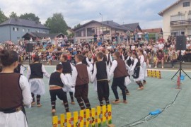 Smotra dječijeg folklora u Bratuncu