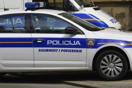 Policija traga za muškarcem koji je napao djevojku u Splitu