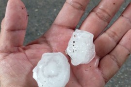 Nevrijeme i grad veličine oraha pogodili Doboj