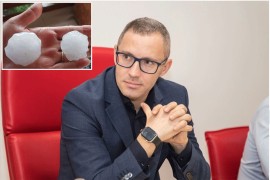 Posljedice nevremena u Prnjavoru: Polupana vozila, oštećene kuće ...