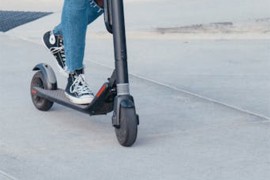 Nezgoda u Banjaluci: Povrijeđene djevojčice na električnom trotinetu