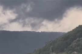 Jako nevrijeme u Srbiji: Tornado u Užicu, grad veličine oraha u ...