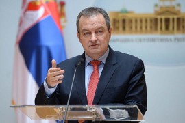 Oglasio se Dačić o incidentu ispred ambasade: Ovo je teroristički akt