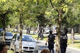 Policija pregleda kuće kod mjesta napada u Beogradu: Skidaju kamere ...