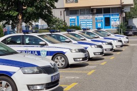 Policija pretresla stan teroriste u Novom Pazaru,  pod opsadom i selo