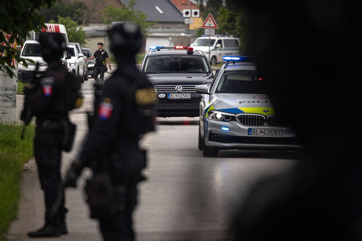 Incident ispred rezidencije slovačkog predsjednika: Maskirano dijete uperilo pištolj