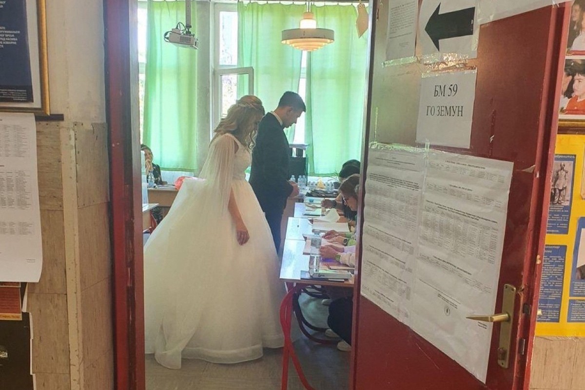 Zemun: Mladenci “pobjegli” sa svadbe da bi glasali