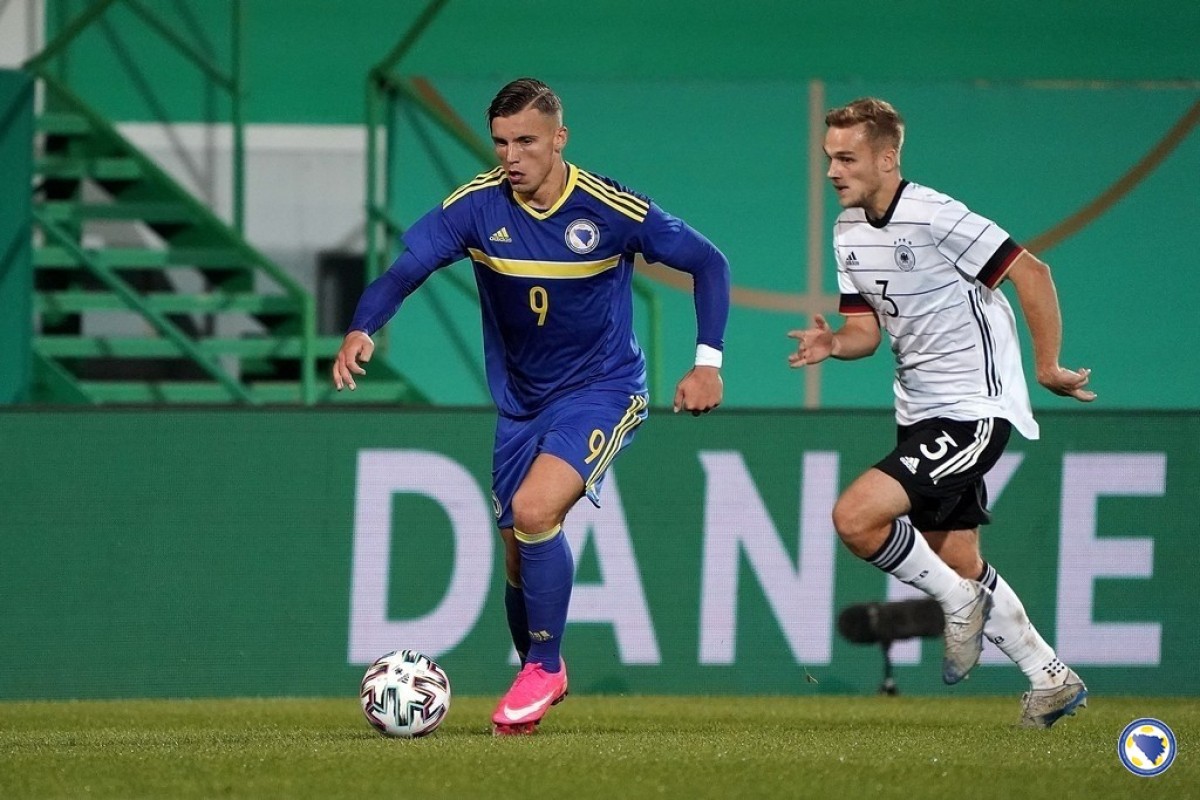 Barbarez izabrao sastav: Demirović kapiten protiv Engleza