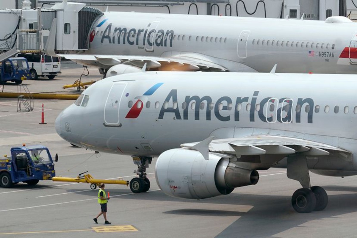 Amerikan erlajns nudi povećanje plata za 17 odsto stjuardesama koje prijete štrajkom