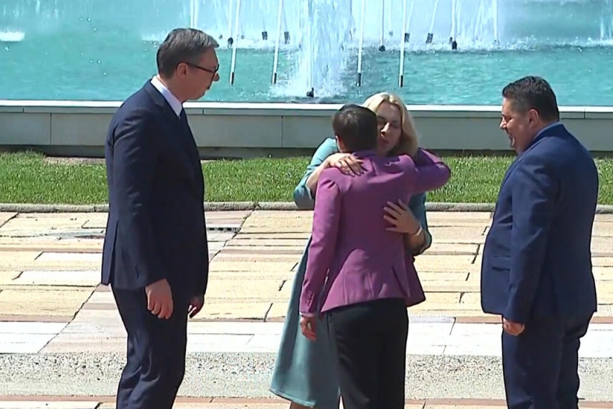 Vučić i Brnabić srdačno dočekali delegaciju iz Srpske: Počeo zajednički sastanak (FOTO)