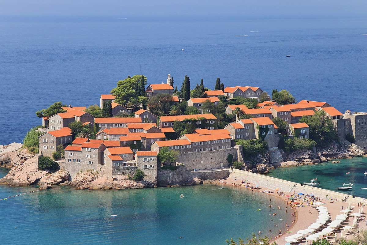 “Interes države je da Sveti Stefan bude otvoren”