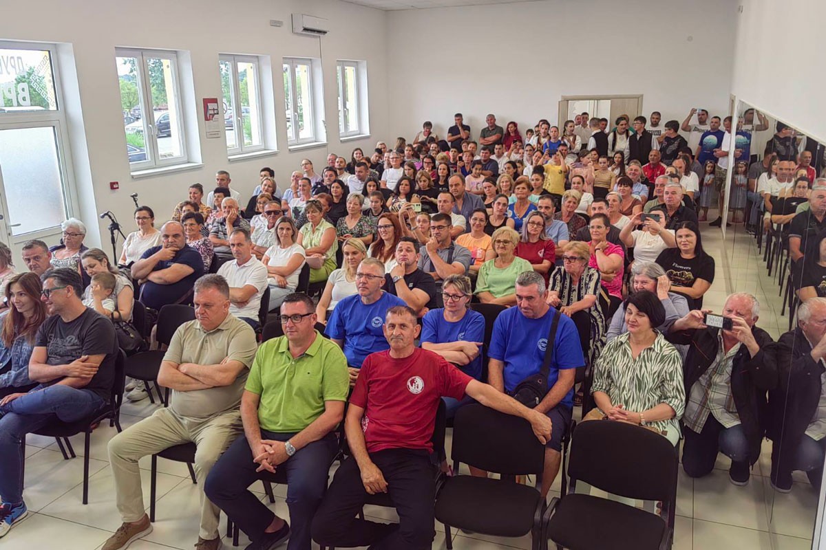 "Duhovski dani" u Vrbaškoj: Bogatstvo folklora i raskoš kulture
