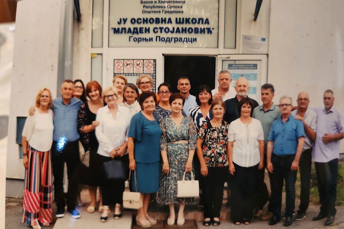 Susret bivših osnovaca u Gornjim Podgradcima