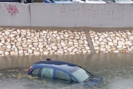 Vozilo završilo u kanalu Dašnica