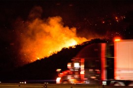 Zbog požara u Kaliforniji 26.000 ljudi primorano da se evakuiše