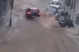 Nesvakidašnje scene iz Grčke: Poplavljene ulice, više od 400 udara ...