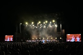 Veče emocija na Kastelu: "Simfonija u dvoje" za kraj "Banja Luka ...