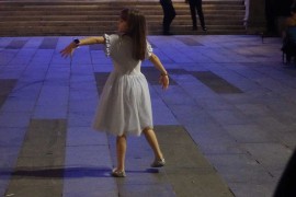 Sarajevska filharmonija djevojčicu nagradila godišnjom kartom: Mala ...