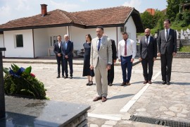 Suljagić prijeti Delegaciji EU: "Odali ste počast ubijenim Srbima ...