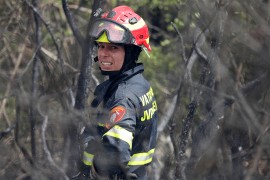 Bukti požar kod Splita: Na terenu više od 100 vatrogasaca, jedan ...