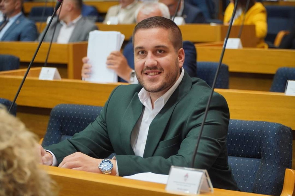 Drinić: Medijski prostor očistiti od zla i neistina
