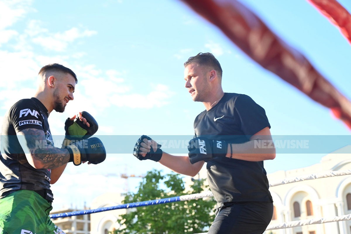 Gradonačelnik Banjaluke izdržao pred pesnicama MMA šampiona (VIDEO)