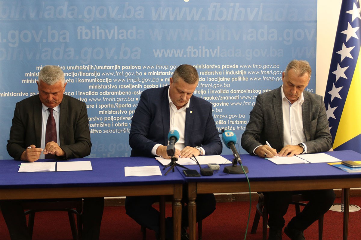 Potpisan ugovor: Za podsticaj komorama u FBiH 300.000 KM