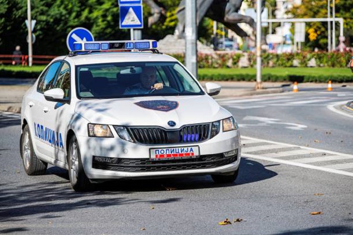 Državljanin Srbije ostavio povrijeđenu suprugu na auto-putu