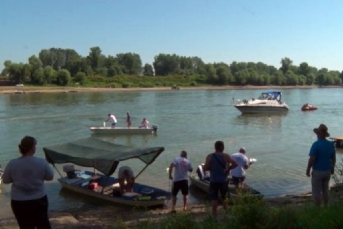 Treća "Savska regata" okupila više od 50 plovila, sjajno druženje učesnika