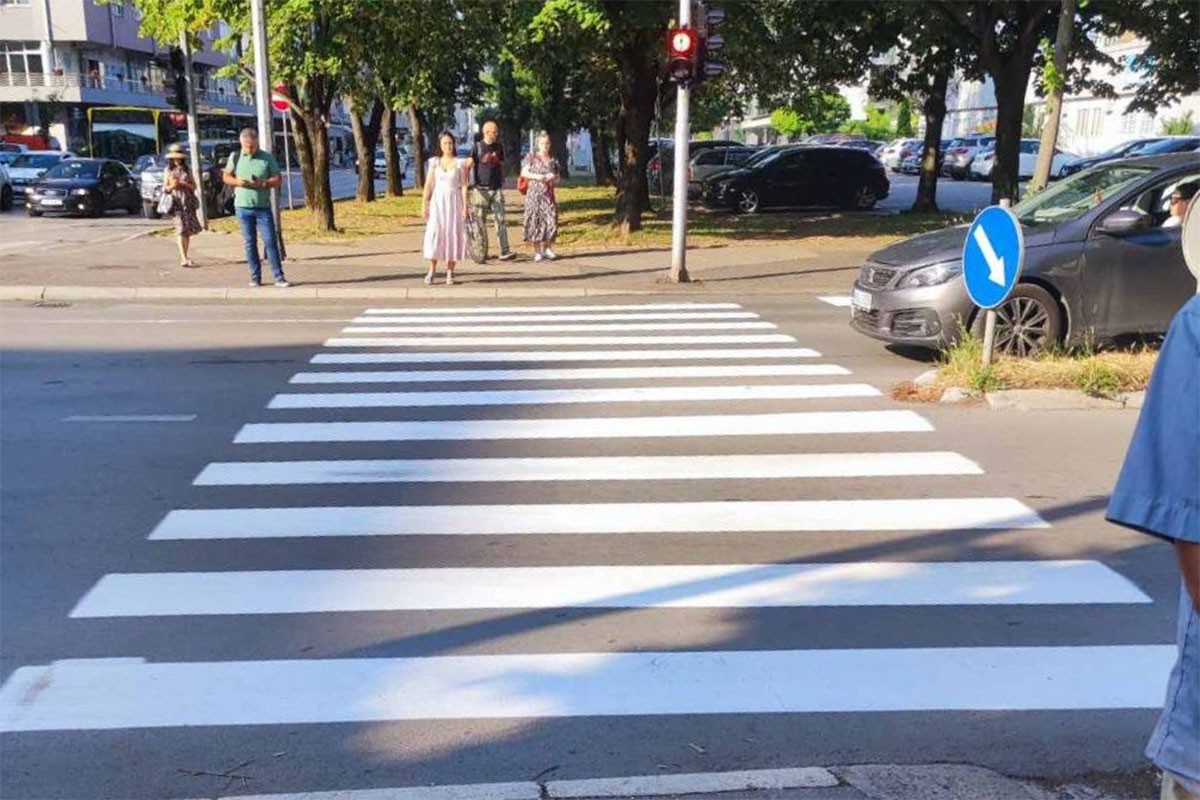 U toku iscrtavanje saobraćajne signalizacije u Banjaluci