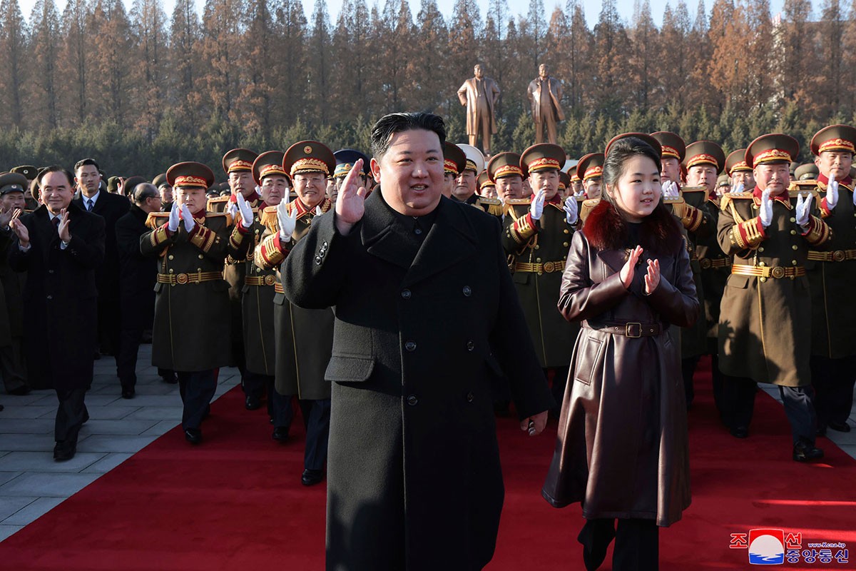 Ćerka Kim Jong Una obučava se da naslijedi oca