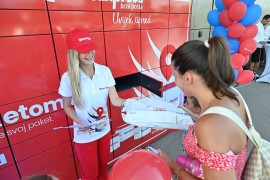 EuroExpress brza pošta otvorila novi paketomat kod Delta Planet ...