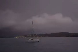 Jak vjetar pogodio Zadar, spaseno 10 Slovenaca sa jedrilice (VIDEO ...