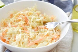 Kremasta salata od kupusa i mrkve