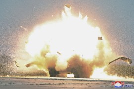 Kim Džong Un nadgledao testiranje dronova samoubica