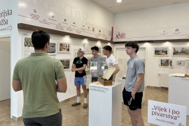Mladi iz Velike Britanije posjetili Banjalučku pivaru, uživali u ...