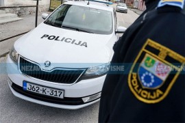 Audijem udario ženu, završila u UKC Tuzla