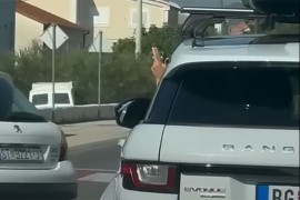 Obrt u "slučaju tri prsta" u Hrvatskoj: Dijete pokazivalo, otac ...