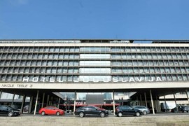 Protest zbog hotela Jugoslavija: Nije ga srušio NATO, neće ni ...
